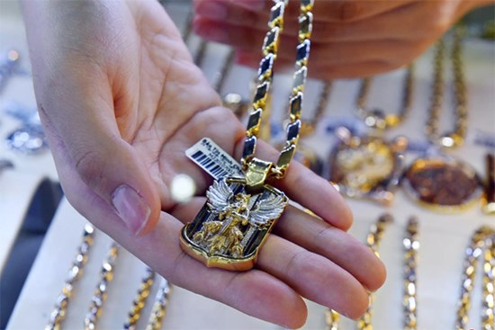 Giá vàng hôm nay 22/7: Tăng dựng đứng sau cú lao dốc