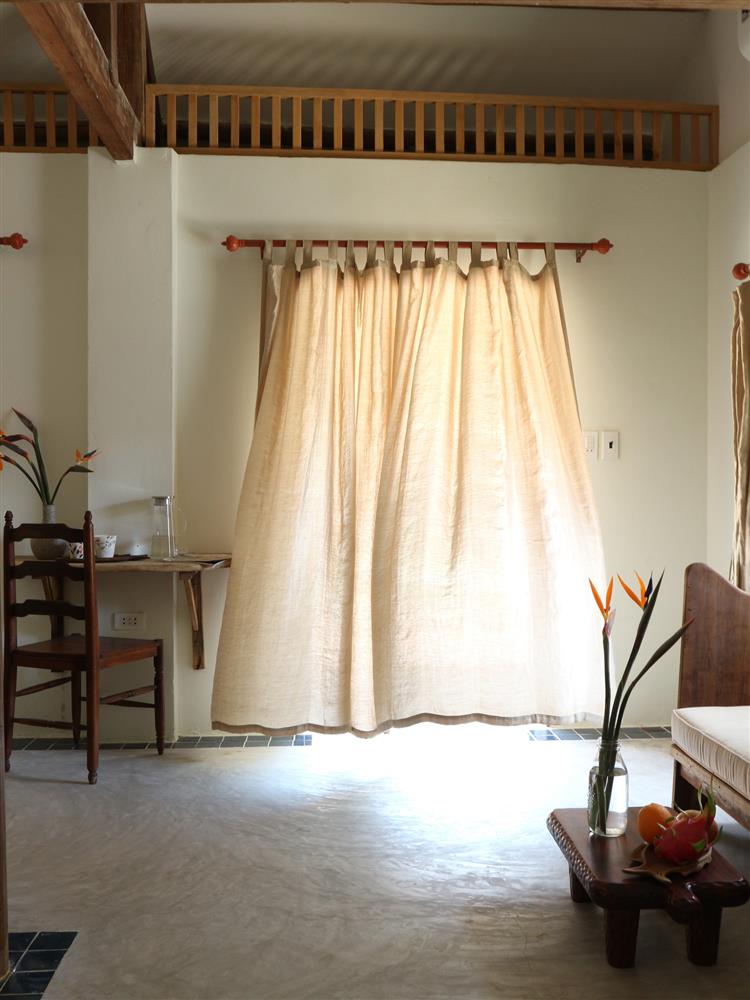 Cặp vợ chồng rời phố về làng chài ven biển Phú Yên, chi 1 tỷ đồng cải tạo ngôi nhà cổ: Dùng đất nung làm bồn rửa mặt, hô biến lớp ngói cổ thành bồn tắm-11