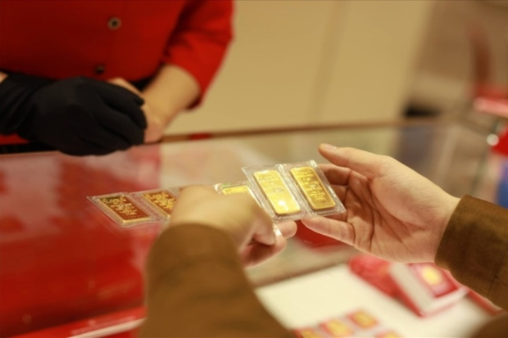 Hoang mang canh giá chờ chốt vàng khi giá tăng, giảm thất thường-1