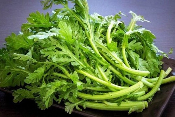 Loại rau vài nghìn/mớ lại là thuốc bổ máu, dưỡng tim, giải cảm… cực tốt-1