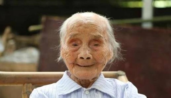 2 lười, 1 dày, 2 mềm là dấu hiệu phụ nữ có tuổi thọ cao, sau tuổi 40 càng nên có-1