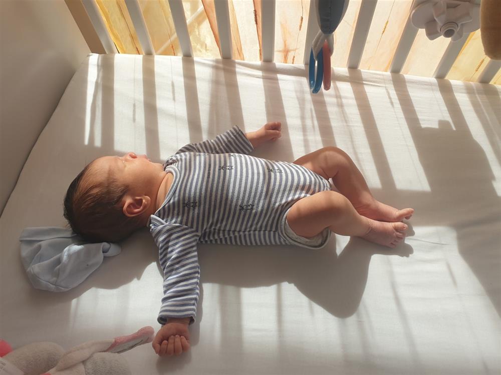 Tắm nắng cho trẻ sơ sinh khi nào? Tắm nắng cho trẻ đúng cách-3