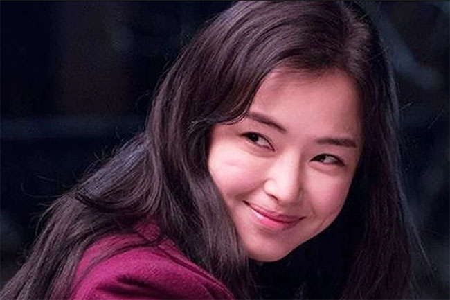 Đuổi mẹ chồng về quê, bị chồng đánh cho một trận, thấy thứ này trong tay anh, tôi bật cười đề nghị ly hôn-1