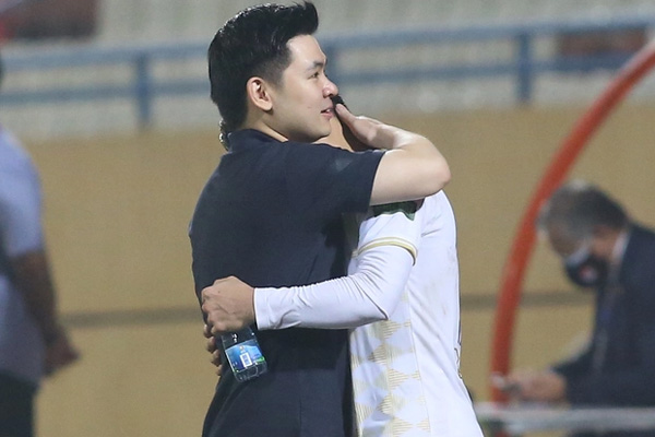 Phóng viên Pháp: Quang Hải vẫn biết cách tạo ra sự khác biệt-4