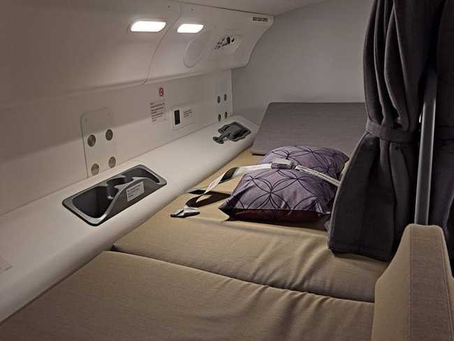 Bên trong phòng ngủ bí mật của phi công trên các chuyến bay dài: Thoải mái chẳng kém gì một số khoang hạng nhất!-12