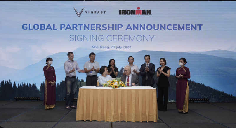 VinFast trở thành đối tác toàn cầu của giải Ironman-1
