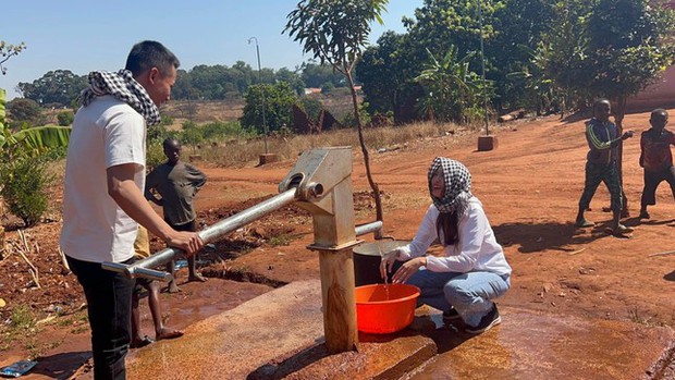 Quang Linh bày tỏ nỗi nhớ Thùy Tiên khiến dân mạng dậy sóng-2