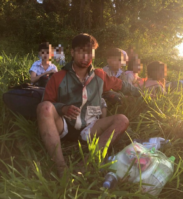 Hiện trường vụ xe khách chở 27 người lao xuống vực trên đèo Đại Ninh-5