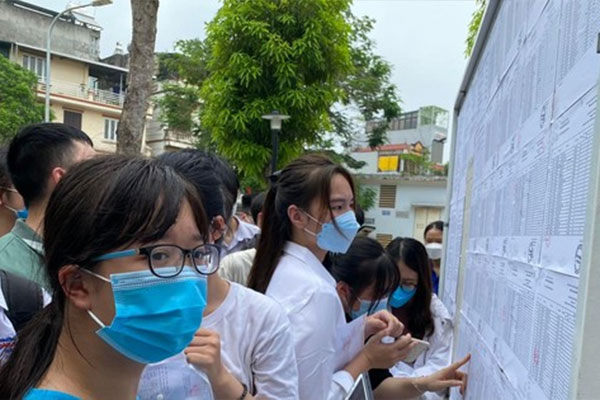 5 thí sinh đạt điểm 10 môn Ngữ văn thi tốt nghiệp THPT 2022-4