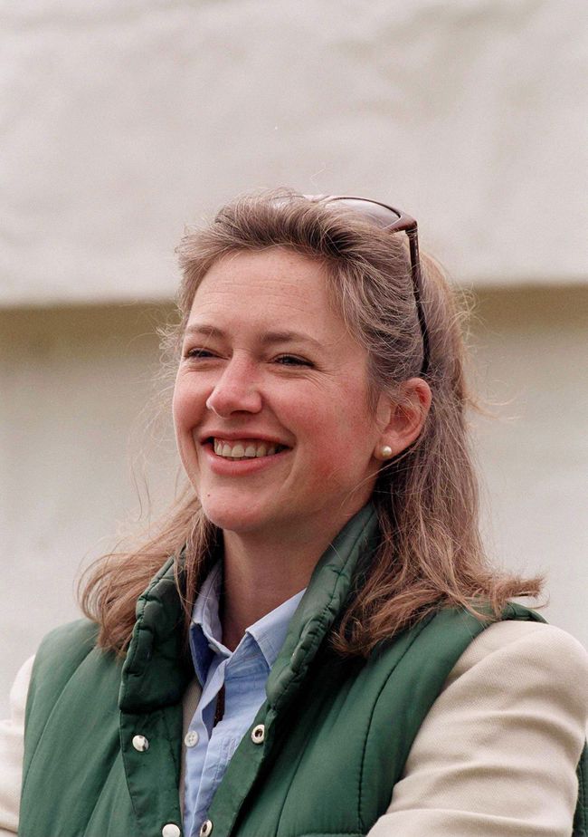 Cựu bảo mẫu bị cáo buộc qua lại với Thái tử Charles nhận lời xin lỗi sau hàng chục năm mang tiếng oan-6