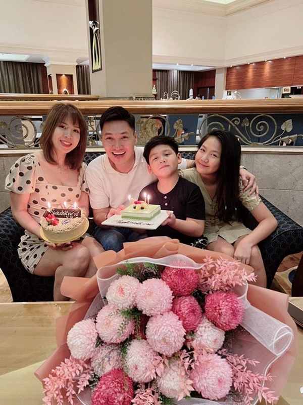 Mạnh Trường và vợ đẹp: Sắp đón con thứ 3 và thêm biệt thự hoành tráng-1