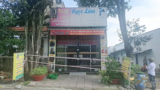 Người thân xót xa khi chứng kiến 6 thi thể lần lượt được đưa về nhà xác-2