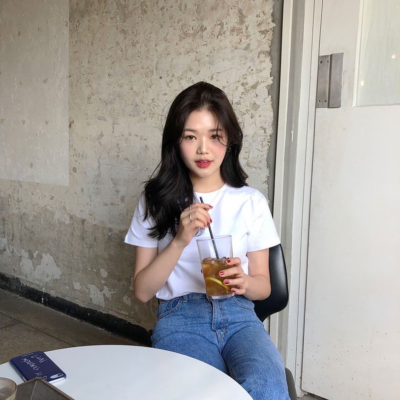 Tủ đồ tối giản chỉ với 6 items không bao giờ lỗi mốt cho nàng công sở-10