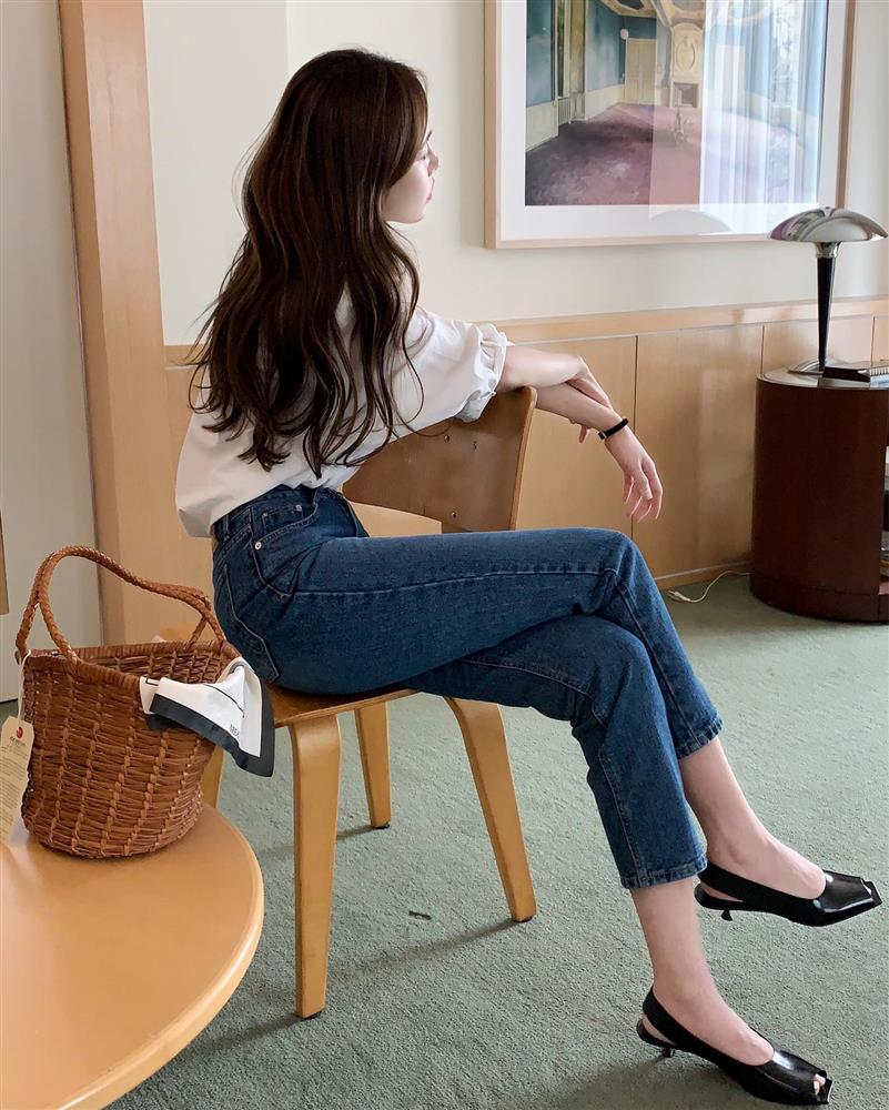 Tủ đồ tối giản chỉ với 6 items không bao giờ lỗi mốt cho nàng công sở-23