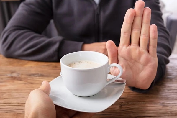 5 thói quen uống cà phê rút ngắn tuổi thọ, người hiện đại dễ mắc-4