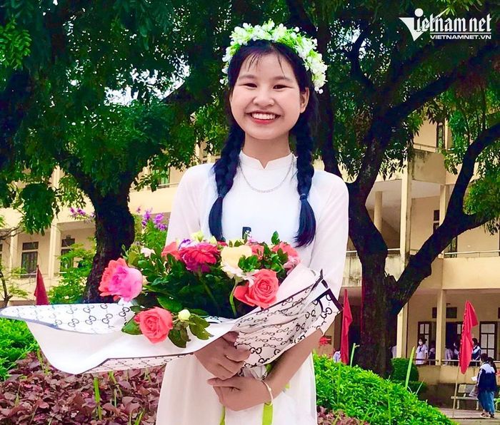 Thủ khoa khối D toàn quốc tự học ngoại ngữ ở nhà-1