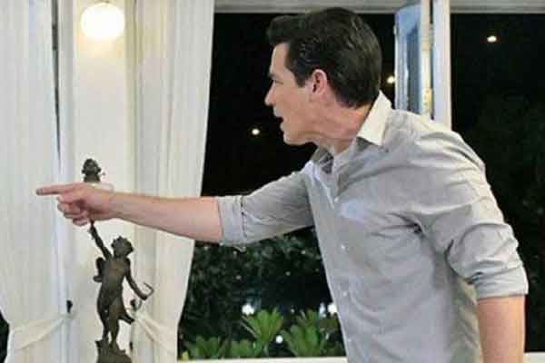 Nhìn món quà sinh nhật chồng tặng, tôi buồn đến lặng người-1