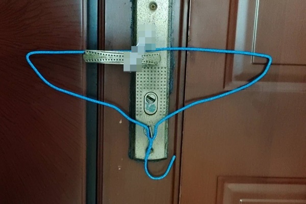 Đổ nước súc miệng vào máy giặt, kết quả khiến nhiều người bất ngờ-5