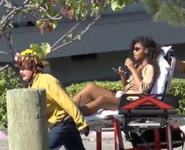 Mỹ: 7 người thương vong trong buổi trình diễn xe hơi-1