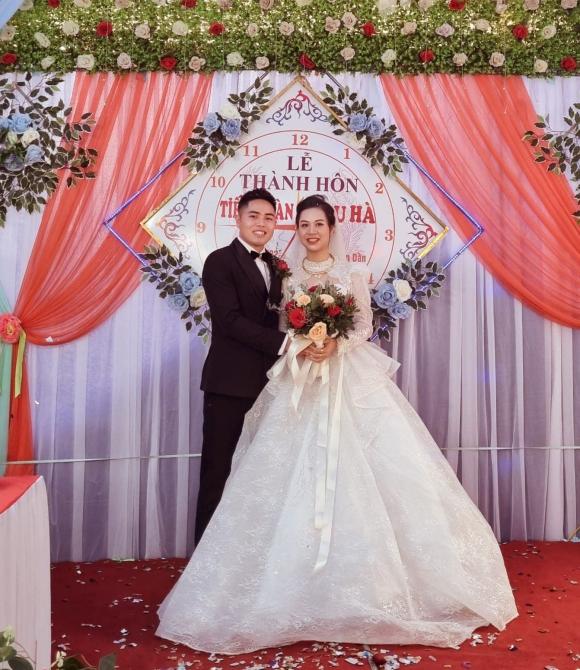 Chú Ngạn pha ke của Sao nhập ngũ và chị Ong Hà chuẩn bị lên chức bố mẹ chỉ 4 tháng sau đám cưới-1