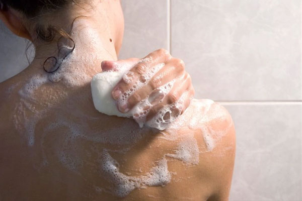 Phụ nữ mệt mỏi trong hôn nhân, chồng có thể có những thói quen này, gia đình bạn có mắc phải không?-2