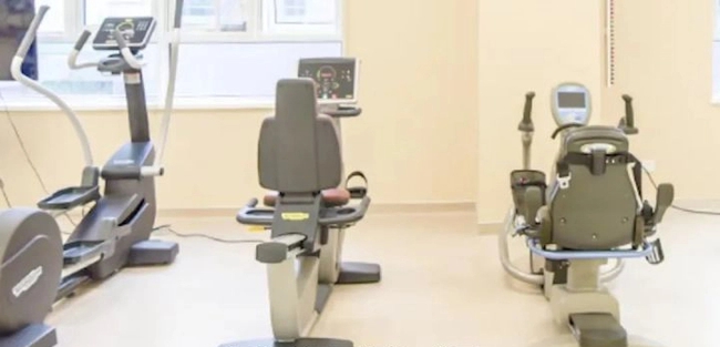 Hình ảnh chung cư dưỡng lão cao cấp xa hoa bóc trần hiện thực: Người giàu về già hưởng lạc khác xa người thường!-12