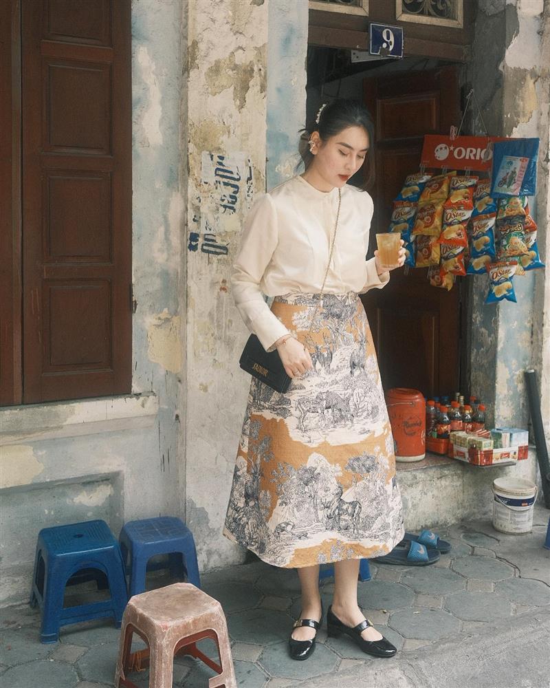 Mặc đẹp với chân váy midi không hề khó, nếu chị em học 12 cách mix từ sao Việt-4