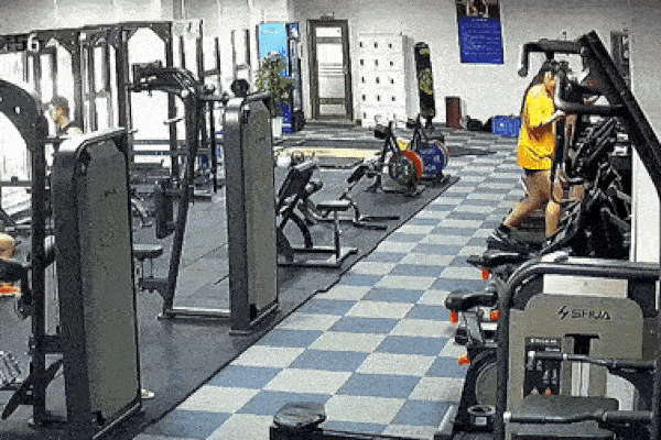 Bị ngưng tim khi đang tập thể dục, người đàn ông may mắn được cứu mạng kịp thời