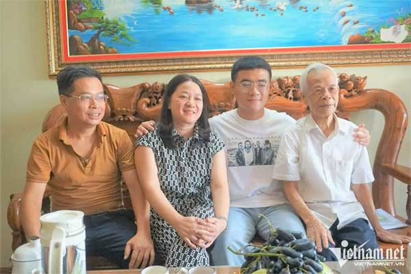 Á khoa khối B toàn quốc từng là học sinh trung bình khá-1