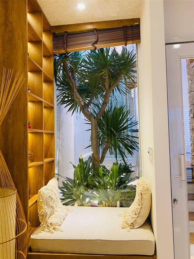 Cặp vợ chồng ở TP. HCM mua đứt căn nhà đầu tiên trị giá hơn 10 tỷ ở tuổi 26-6