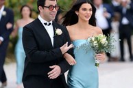 Kendall Jenner luôn là khách mời mặc đẹp nhất mọi lễ cưới, chọn đồ khoe dáng siêu khéo và sang