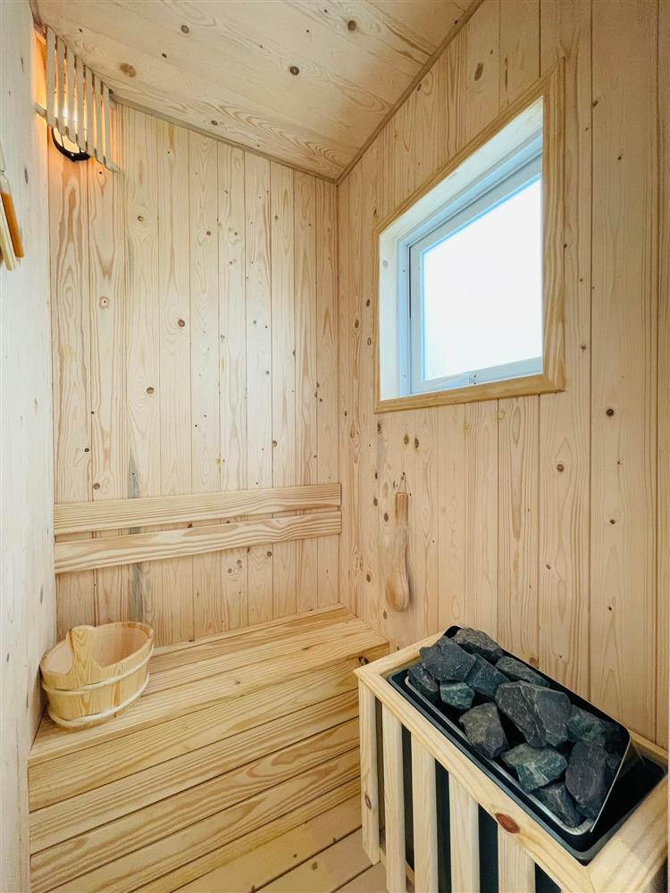 Cặp vợ chồng ở TP. HCM mua đứt căn nhà đầu tiên trị giá hơn 10 tỷ ở tuổi 26-23