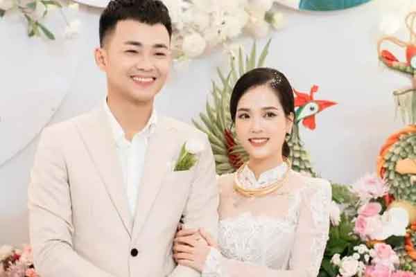 Chồng đẹp, nổi tiếng bị nhòm ngó bồ cũ Quang Hải dằn mặt căng-8