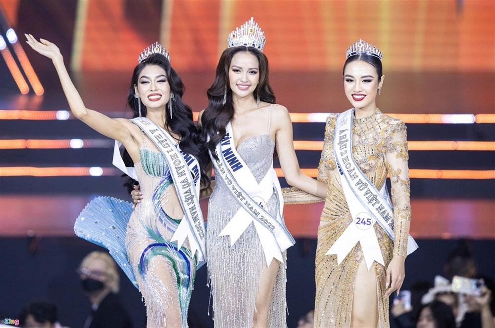 Hoa hậu cũ chưa qua, hoa hậu mới đã tới-2