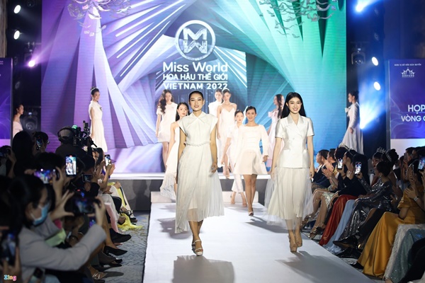 Thương vụ bạc tỷ sau cuộc thi hoa hậu ở Việt Nam-5