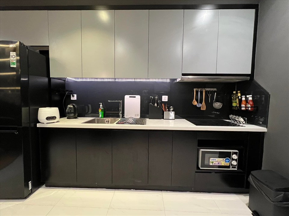 Khám phá nội thất bên trong căn hộ tiền tỉ của nhạc sĩ Nguyễn Văn Chung-11