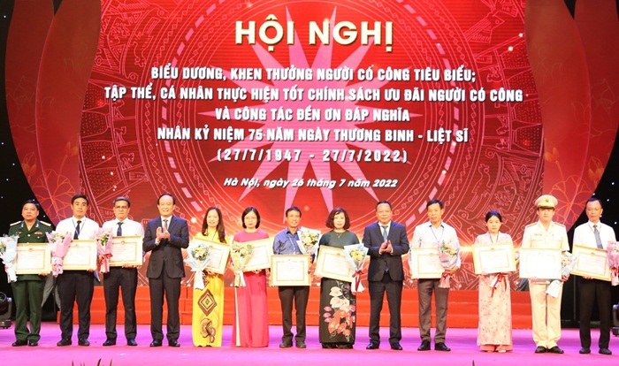 Hà Nội tri ân, biểu dương người có công tiêu biểu-6