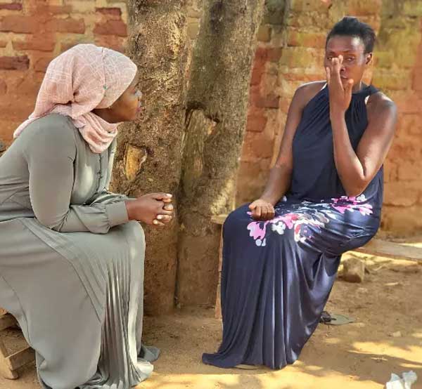 Chồng bỏ nhà đi khi vợ sinh đôi lần thứ 5-2