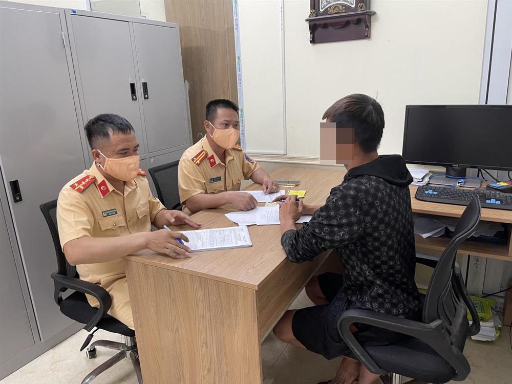 Bị phạt 17 triệu đồng vì đi ngược chiều cao tốc Hà Nội-Thái Nguyên, tài xế nói do không biết đường-1