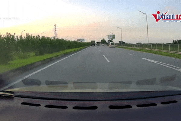 Bị phạt 17 triệu đồng vì đi ngược chiều cao tốc Hà Nội-Thái Nguyên, tài xế nói 'do không biết đường'
