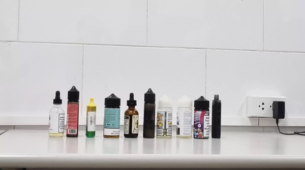 Cô gái Hà Nội hôn mê sâu sau điếu thuốc lá điện tử bạn mời-2