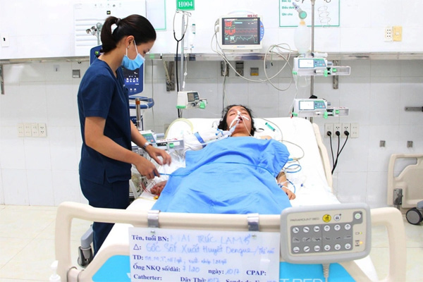 Đồng Nai dự chi mỗi bác sĩ 300 triệu đồng để ngăn làn sóng nghỉ việc-1