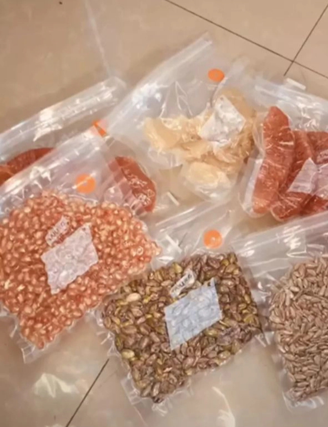 Cảnh chàng trai quỳ tỏ tình, ép cô gái đồng ý làm người yêu gây bức xúc: Hy sinh vì tình yêu hay chỉ để thỏa mãn chính mình?-8