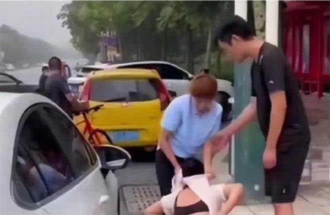 Bắt gian chồng ở khách sạn, vợ cay đắng vì xuất xứ của tiểu tam-1