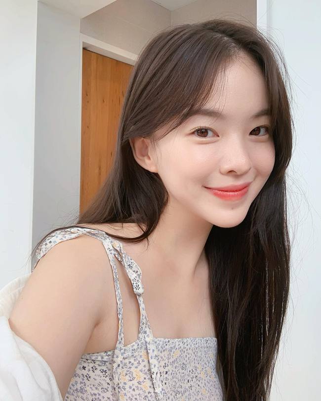 5 sản phẩm skincare là khắc tinh của da dầu, không ngưng dùng thì tình trạng bóng nhờn càng trầm trọng-1