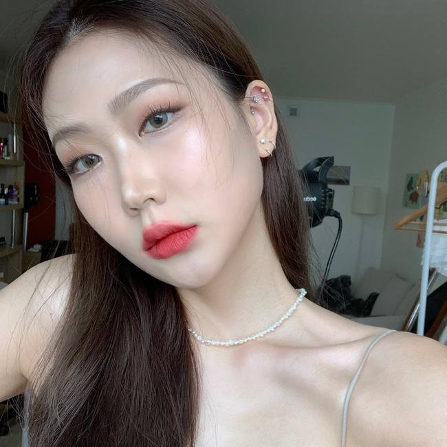 5 sản phẩm skincare là khắc tinh của da dầu, không ngưng dùng thì tình trạng bóng nhờn càng trầm trọng-4