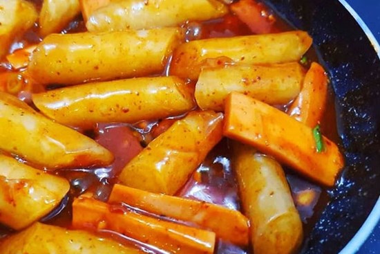 Dùng khoai lang làm Tokbokki vừa ngon lại chẳng lo tăng cân