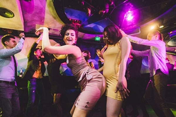 Nhiều người Hàn không dám đi tàu điện ngầm sau thảm kịch ở Itaewon-4