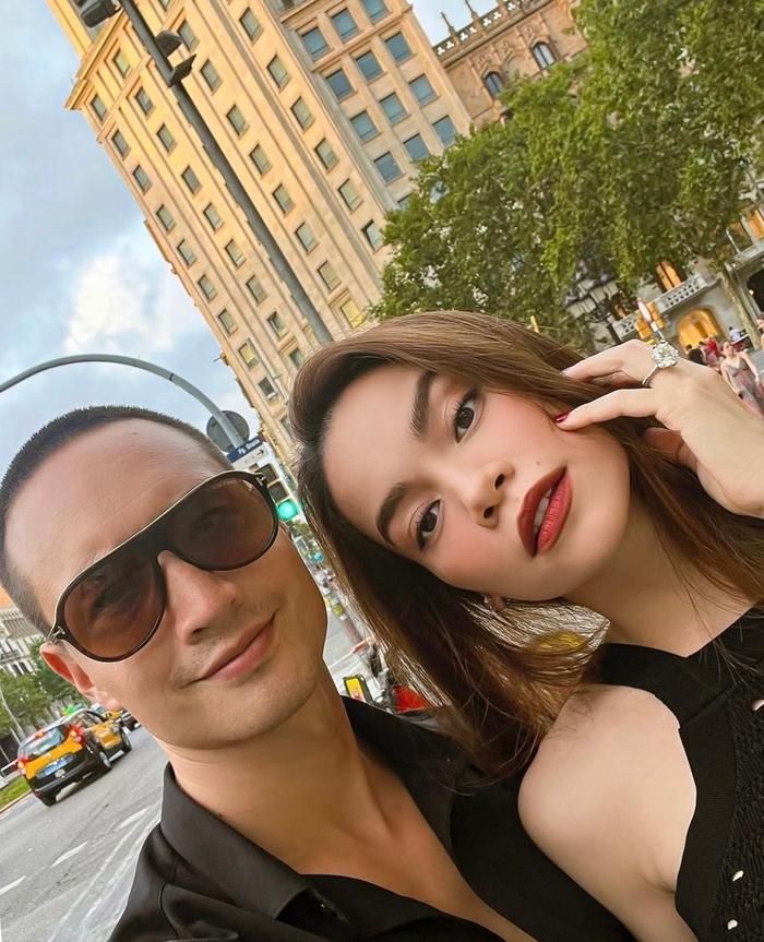 Cơ bụng săn chắc của bà mẹ ba con Hồ Ngọc Hà-9