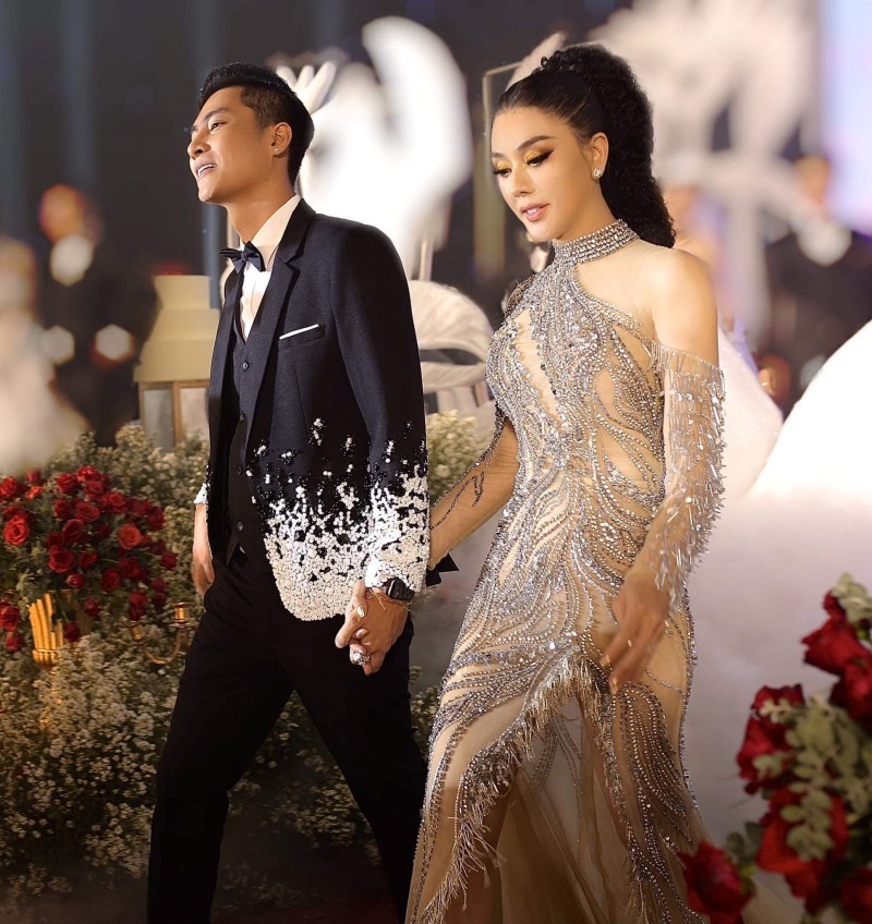 Lâm Khánh Chi: Phi Hùng ham chơi, hai vợ chồng giận nhau 1 tháng là người thứ 3 xuất hiện-4